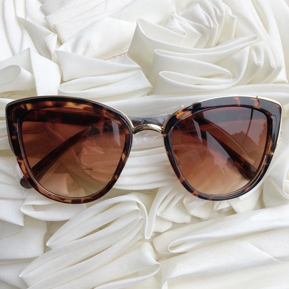 Accessories - Tortoise Cat Eye Sunglasses With Gold Trim